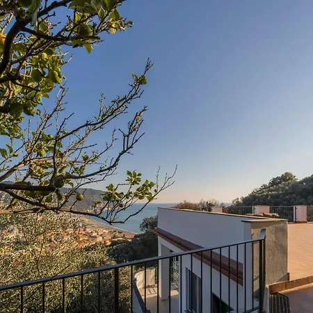 Διαμέρισμα 100 - Ginestra, Ampia Terrazza 120m2 Vista Mare 10 Minuti A Piedi Spiaggia, 3 Da Letto