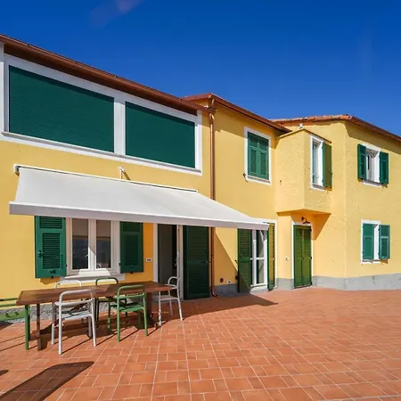100 - Ginestra, Ampia Terrazza 120m2 Vista Mare 10 Minuti A Piedi Spiaggia, 3 Da Letto Sestri Levante