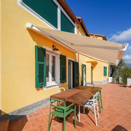 100 - Ginestra, Ampia Terrazza 120m2 Vista Mare 10 Minuti A Piedi Spiaggia, 3 Da Letto * Sestri Levante